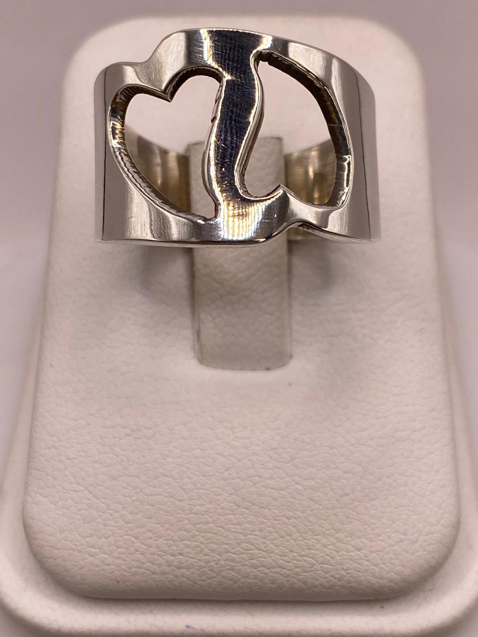Anillo Artesanal en Plata con Corazón Recortado