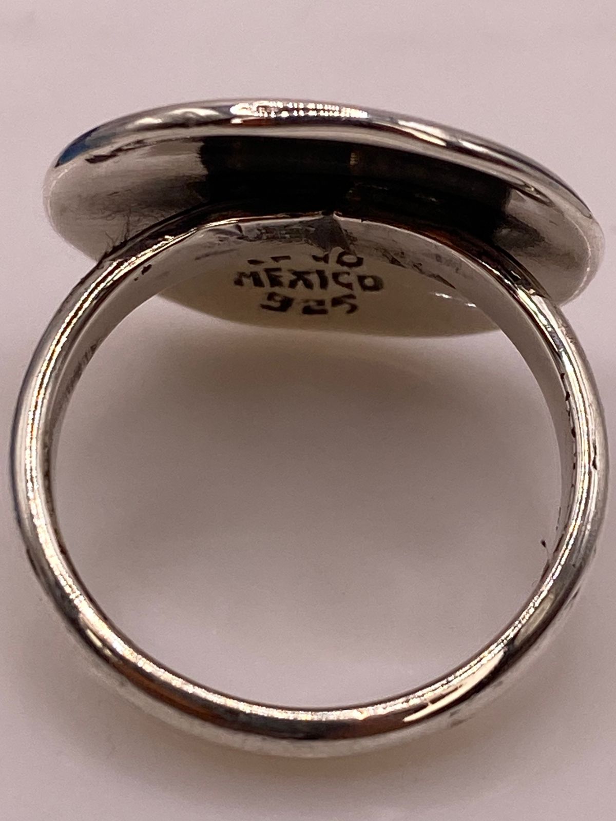 Anillo Artesanal en Plata con Diseño de Calendario Azteca