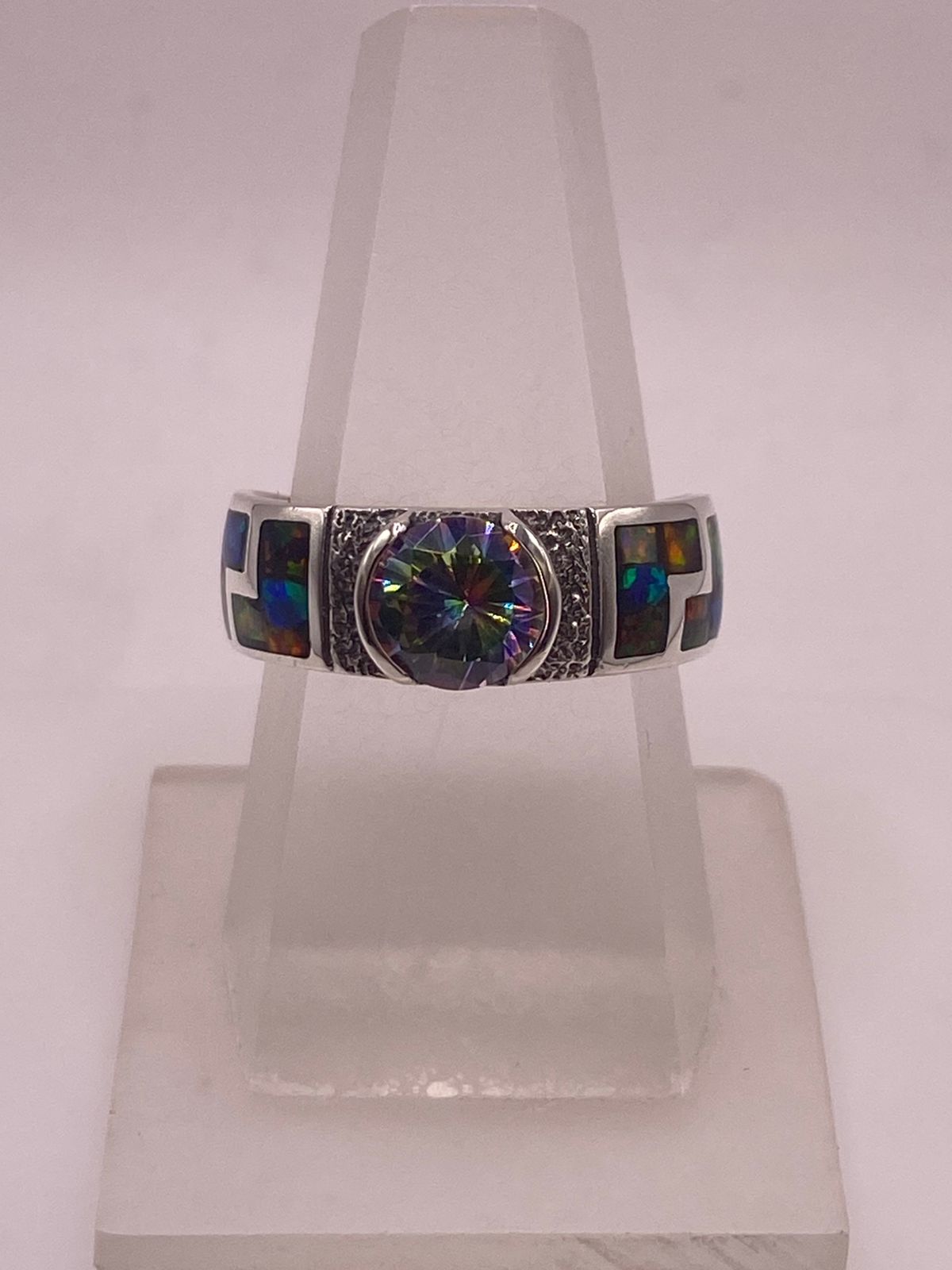 Anillo Artesanal de Plata Ley 950 con Ópalo de Fuego y Zirconia Mística Arcoíris