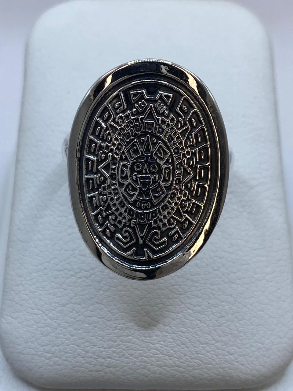 Anillo Azteca Calendario Solar en Plata .925 – Diseño Prehispánico Ovalado