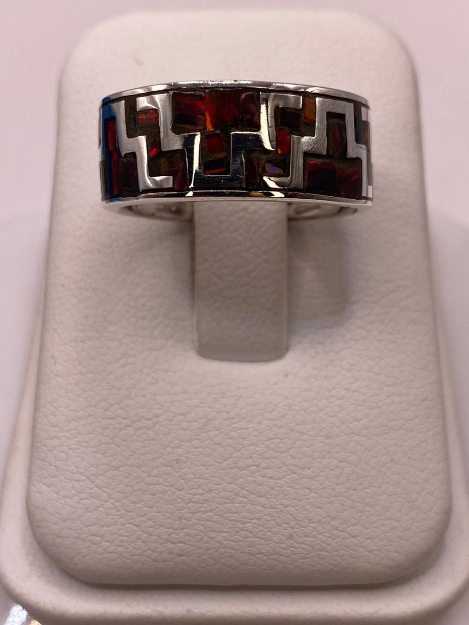 Anillo Banda en Plata Ley 950 con Ópalo de Fuego en Diseño Geométrico