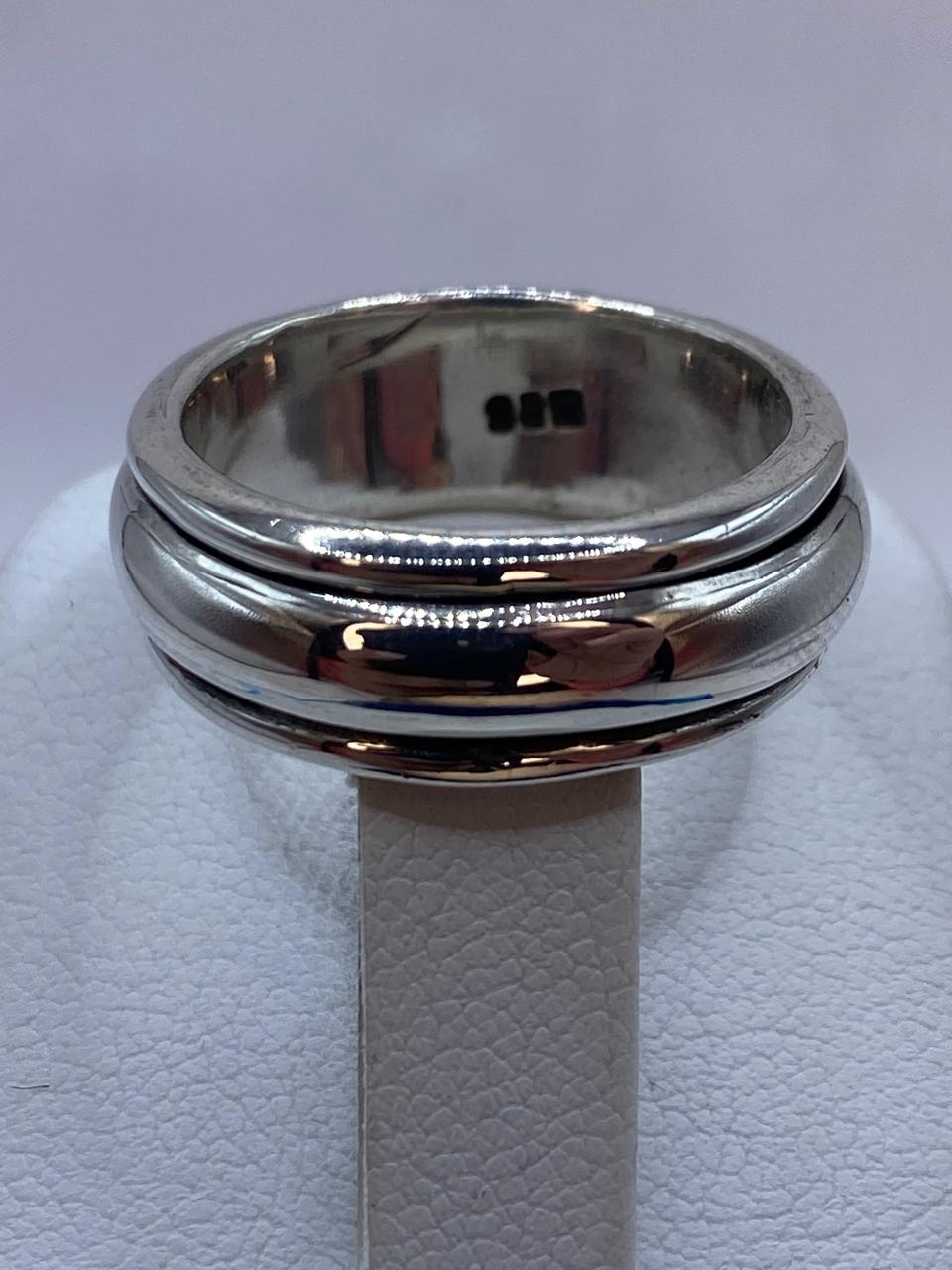 Anillo Banda Giratoria en Plata .925  Diseño Clásico Contemporáneo
