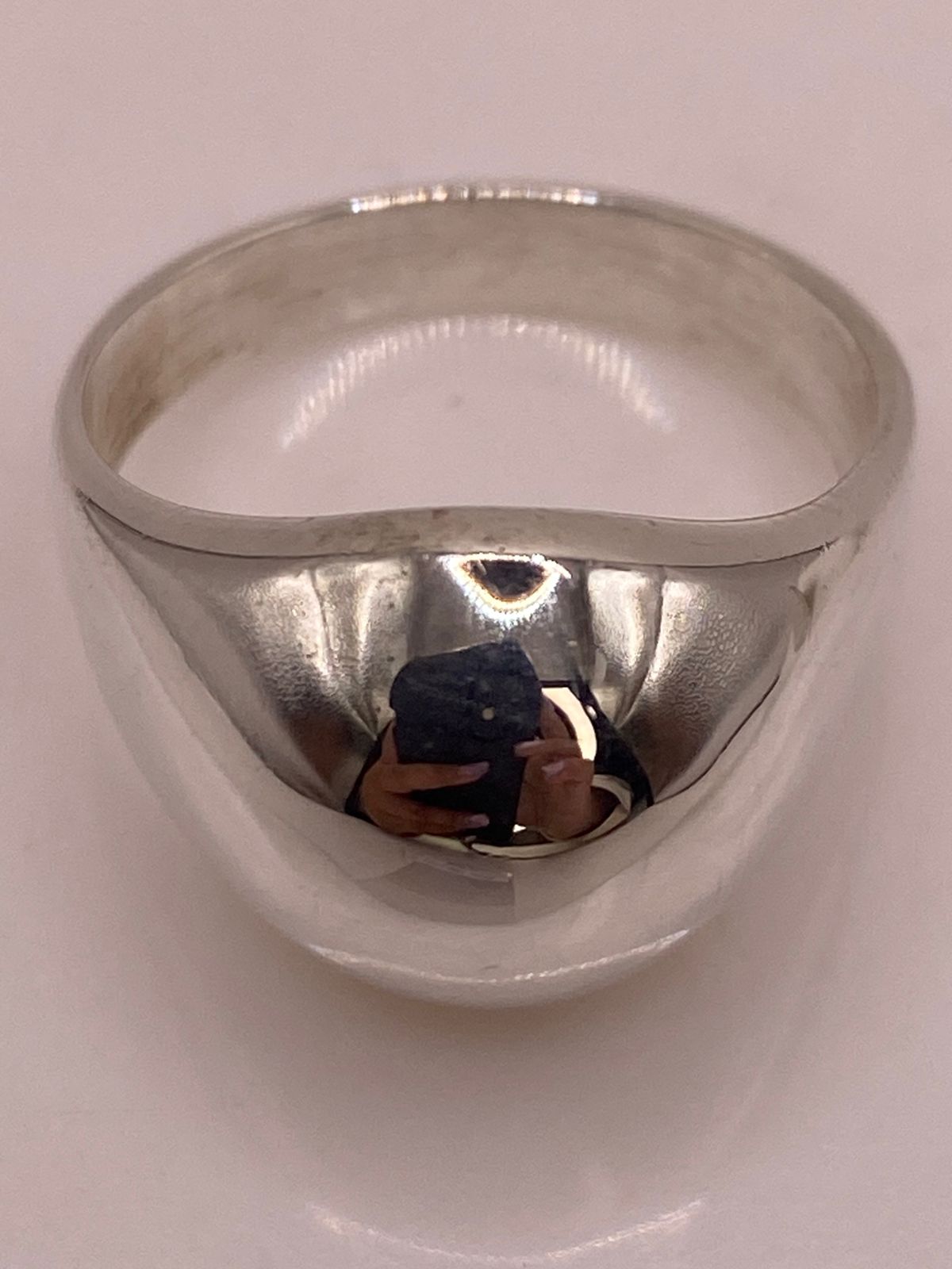 Anillo Bombeado Liso en Plata .925