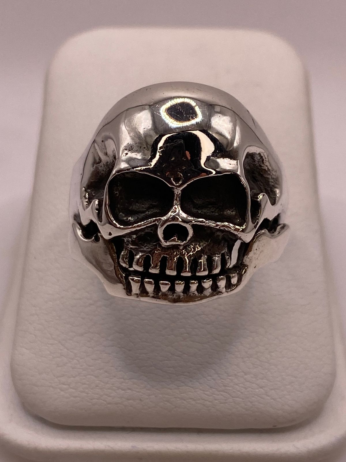 Anillo Calavera de Plata Ley .925