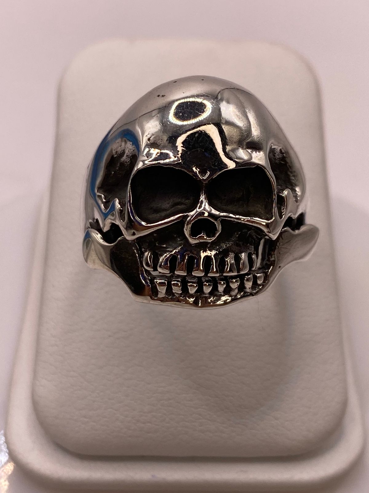Anillo de Calavera en Plata .925