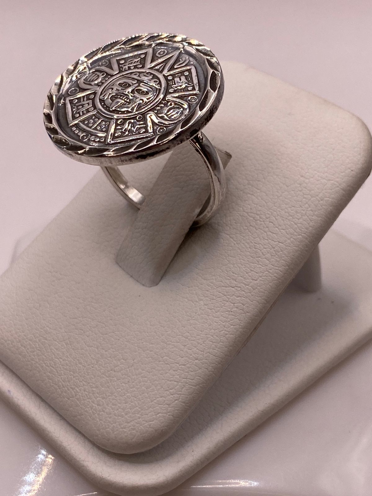 Anillo Calendario Azteca Ajustable en Plata .925