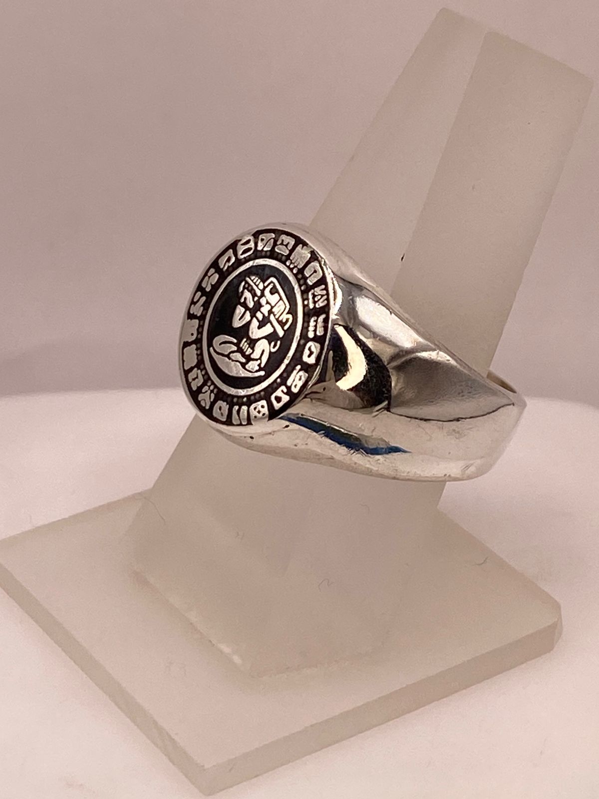 Anillo Calendario Azteca en Plata .925