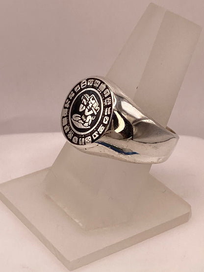 Anillo Calendario Azteca en Plata .925, vista frontal