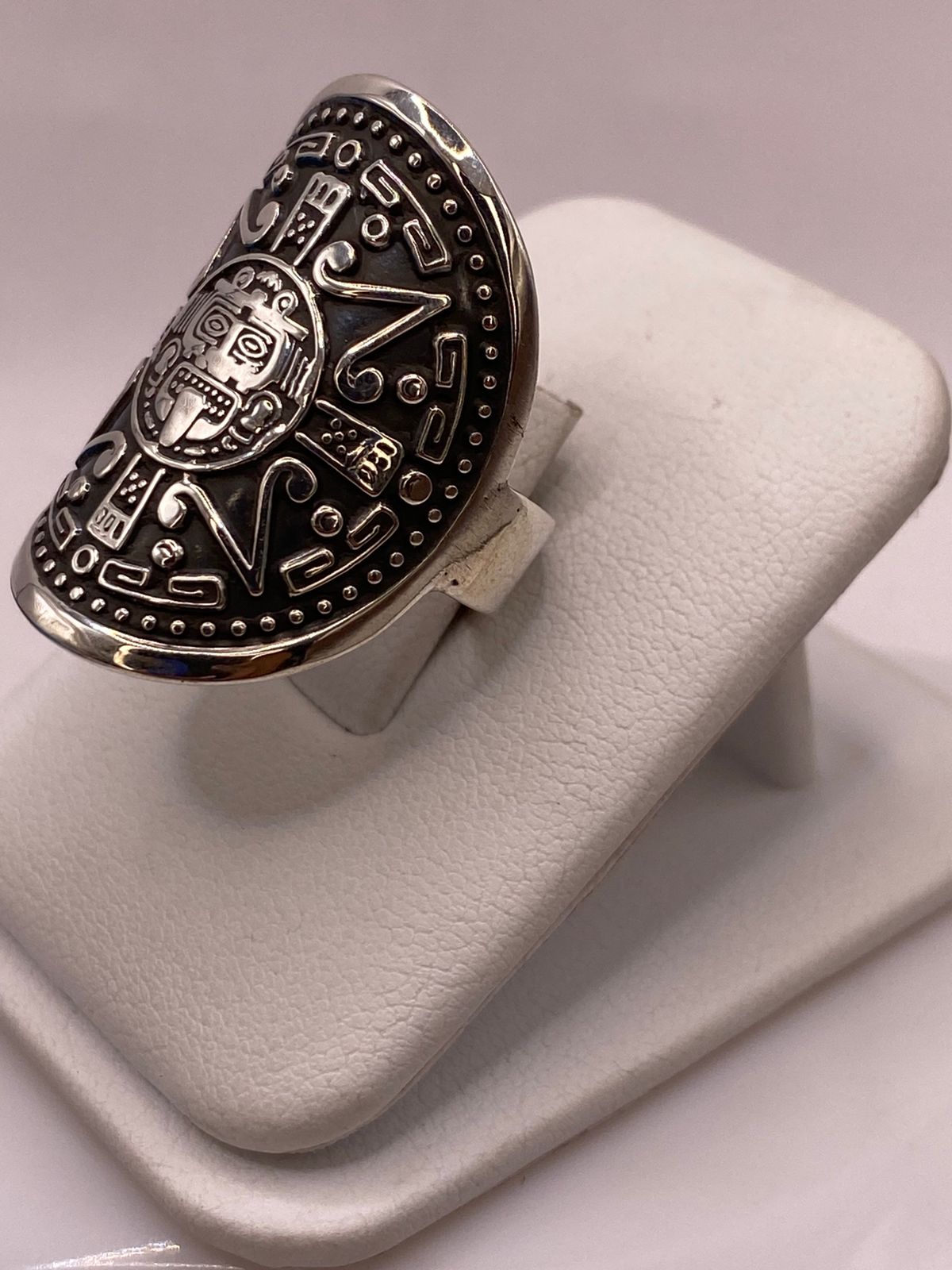 Anillo Calendario Azteca en Plata .925