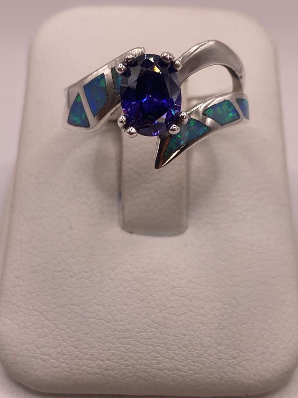 Anillo Contemporáneo Abierto con Ópalo de Fuego  y Zirconia  en Plata .950