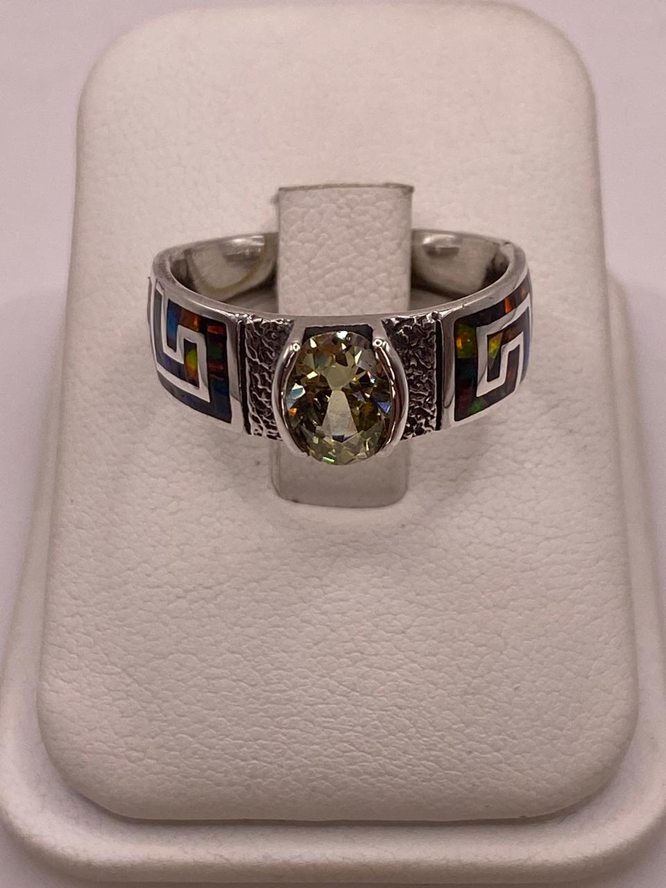 Anillo Contemporáneo Asimétrico con Ópalo de Fuego  y Zirconia en Plata .950