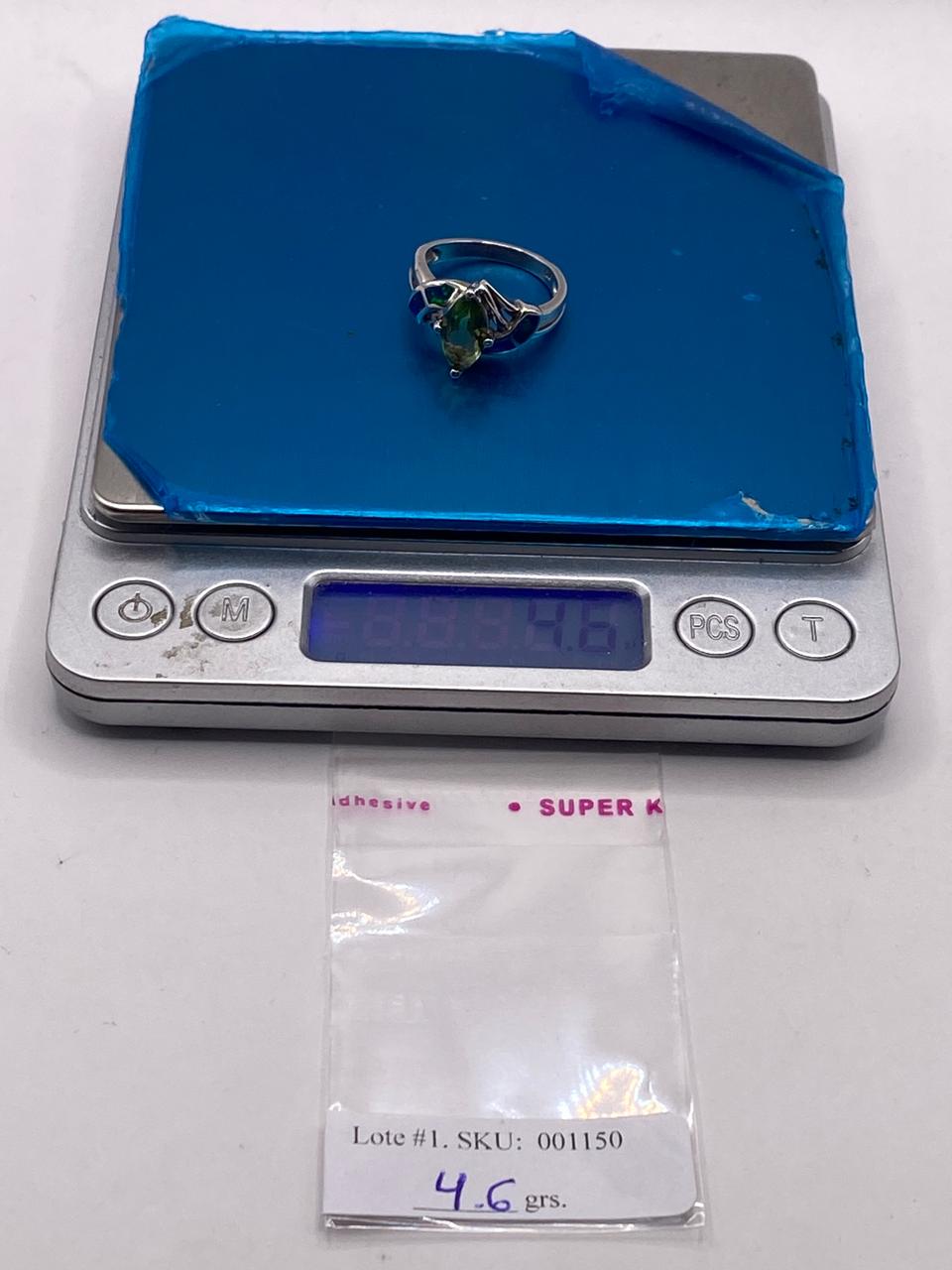 Anillo Contemporáneo con Ópalo de Fuego y Zirconia en Plata .925