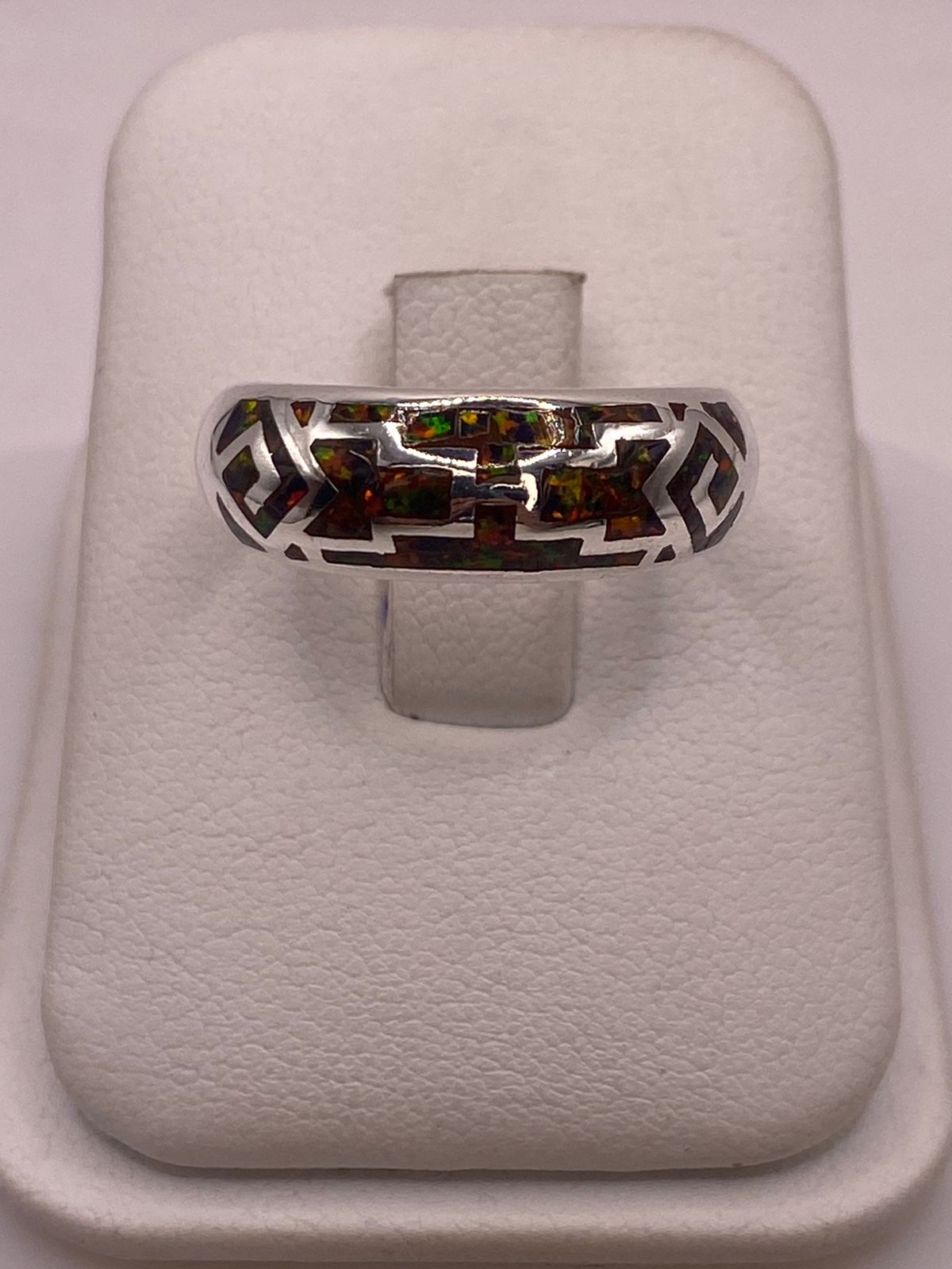 Anillo Contemporáneo de Plata 950 con Ópalo de Fuego