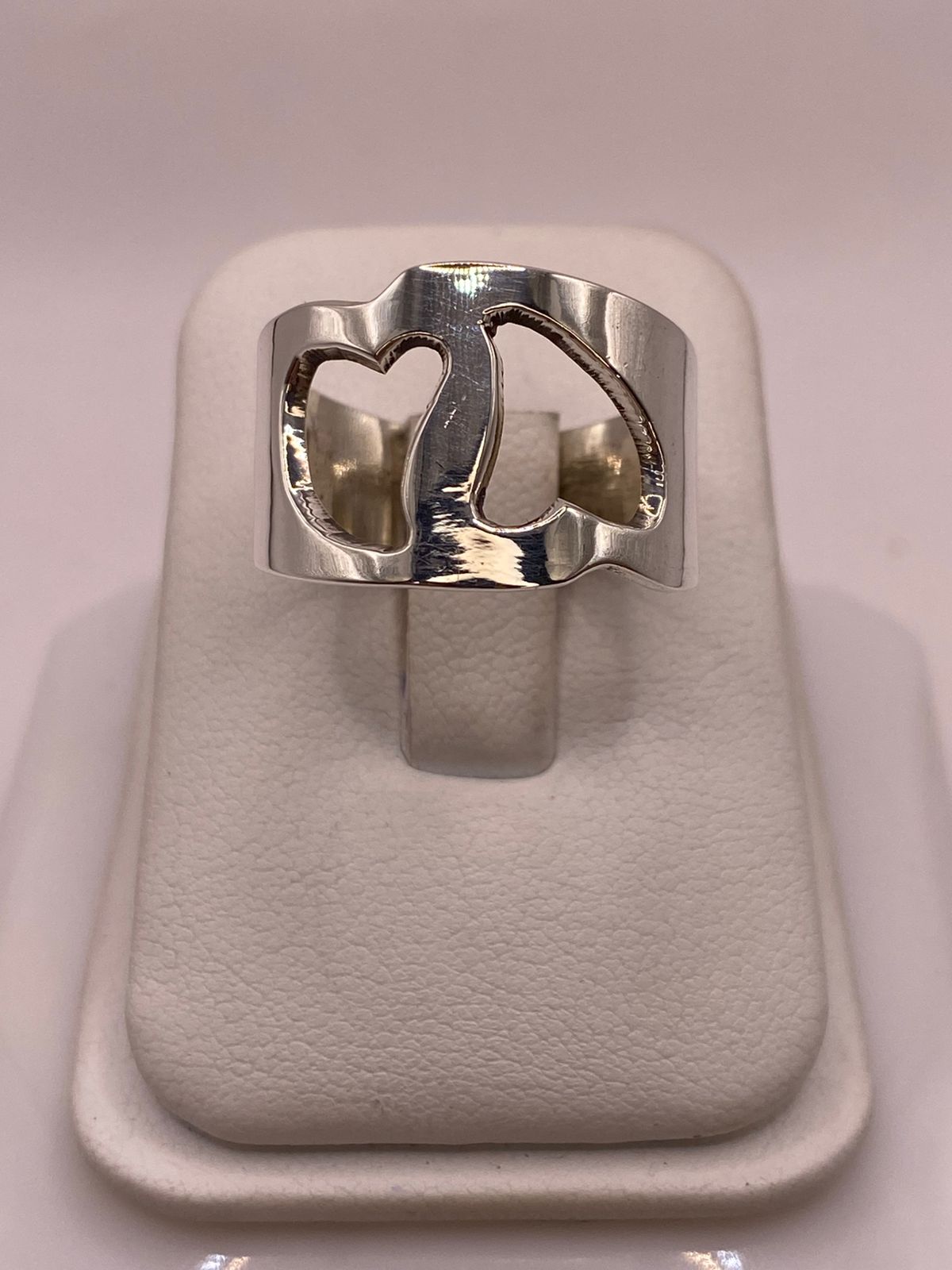 Anillo de Corazones Recortados en Plata .925