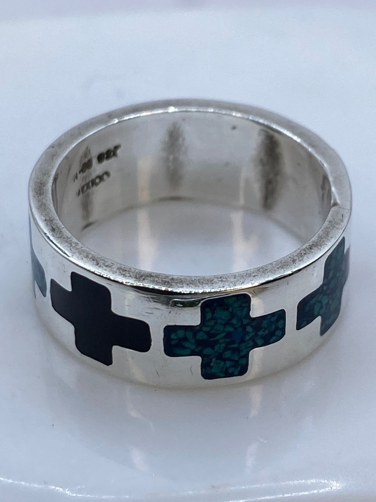 Anillo Cruz Geométrica de Plata .925 con Obsidiana Negra