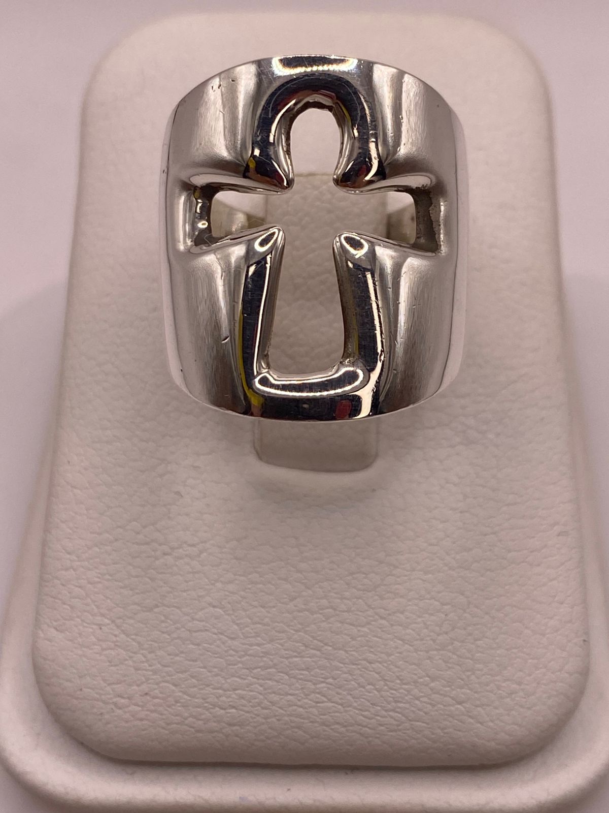 Anillo Diseño Cruz Estilizada en Plata .925