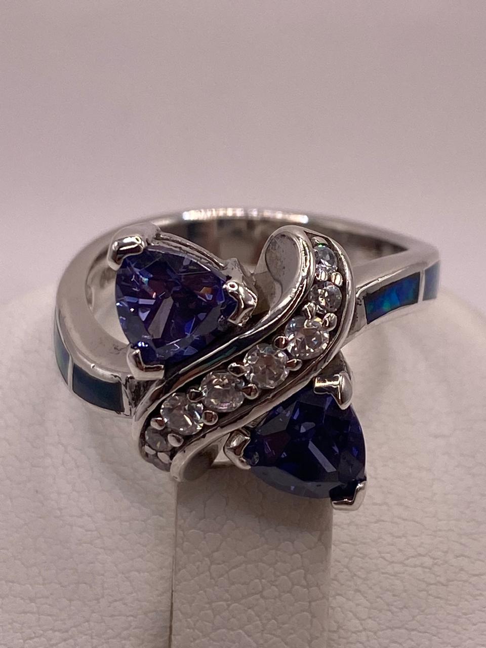 Anillo Elegante de Plata 925 con Ópalo de Fuego y Zirconia