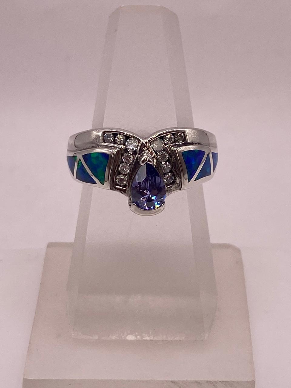 Anillo Elegante de Plata 925 con Ópalo de Fuego y Zirconia