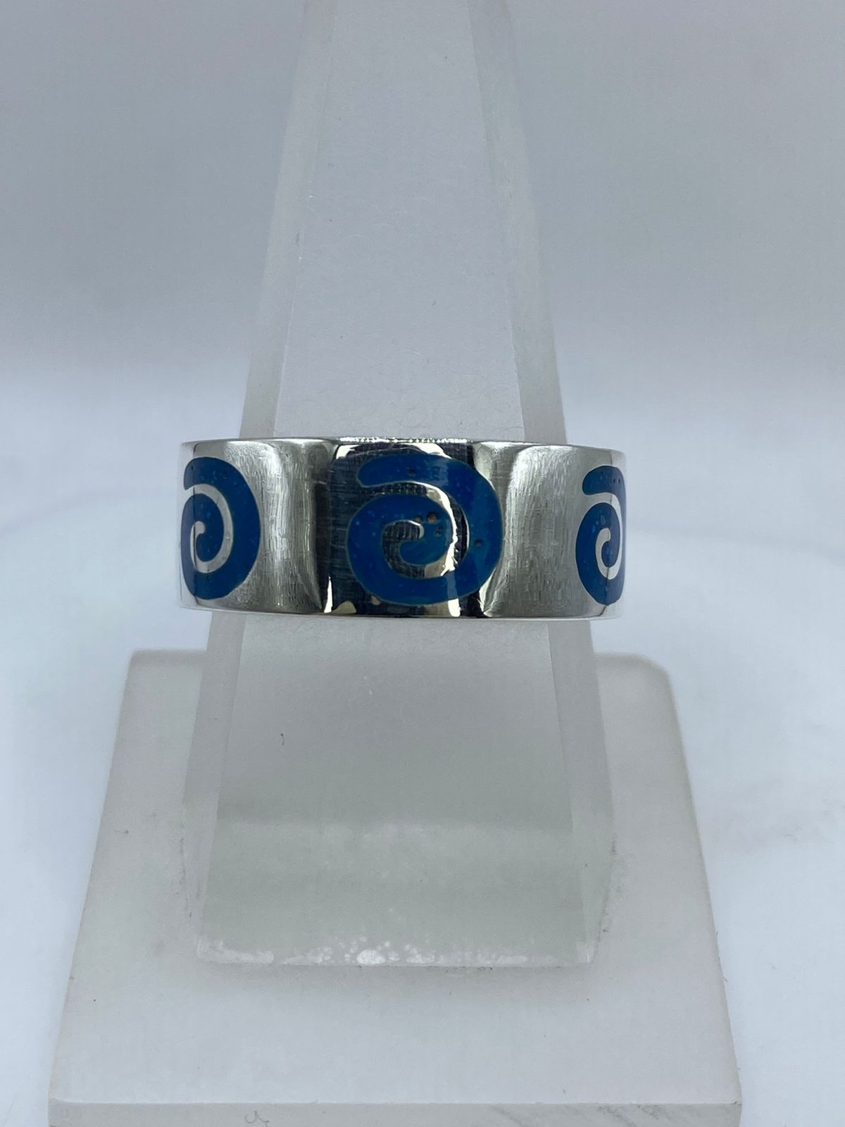 💙🌀 Anillo Espiral Marina en Plata .925 con Turquesa Natural — vista lateral