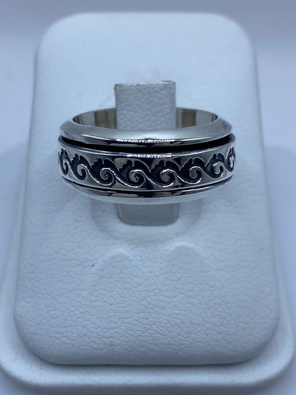 💍🌊 Anillo Giratorio de Plata 925 con Diseño de Olas Clásicas 🔄✨