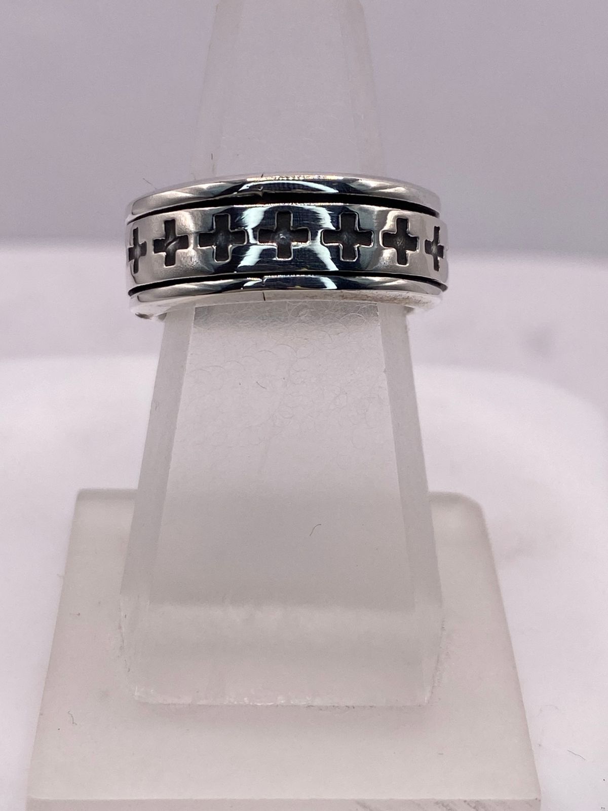 Anillo Giratorio de Plata 925 con Cruces Caladas