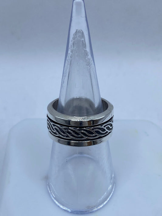 🔗💍 Anillo Giratorio de Plata 925 con Diseño de Cadena Entrelazada — vista lateral