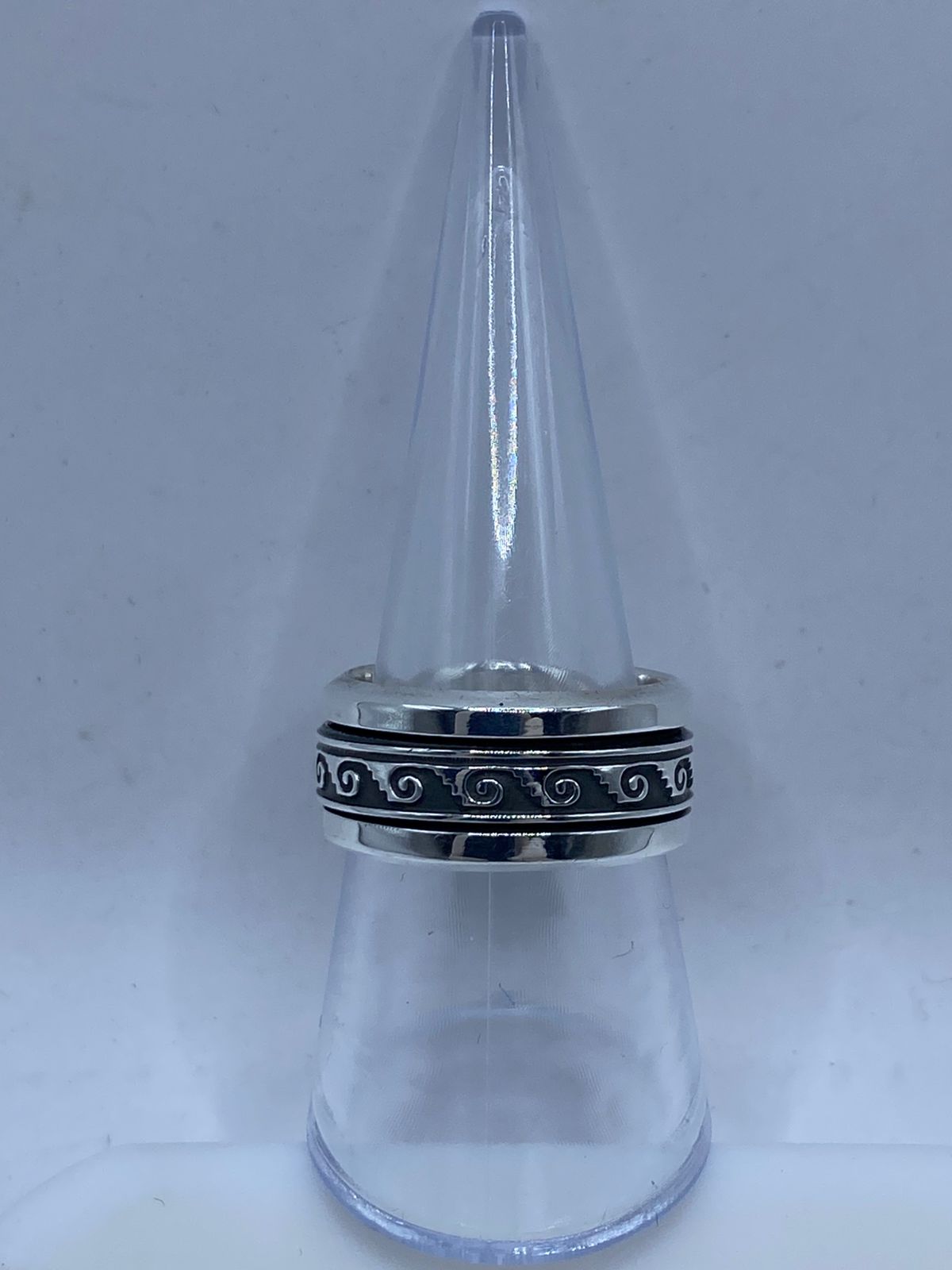 💍🌀 Anillo Giratorio de Plata 925 con Diseño Espiral Clási — vista lateral
