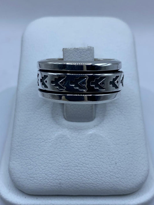 💍 Anillo Giratorio de Plata 925 con Diseño de Flechas — vista lateral