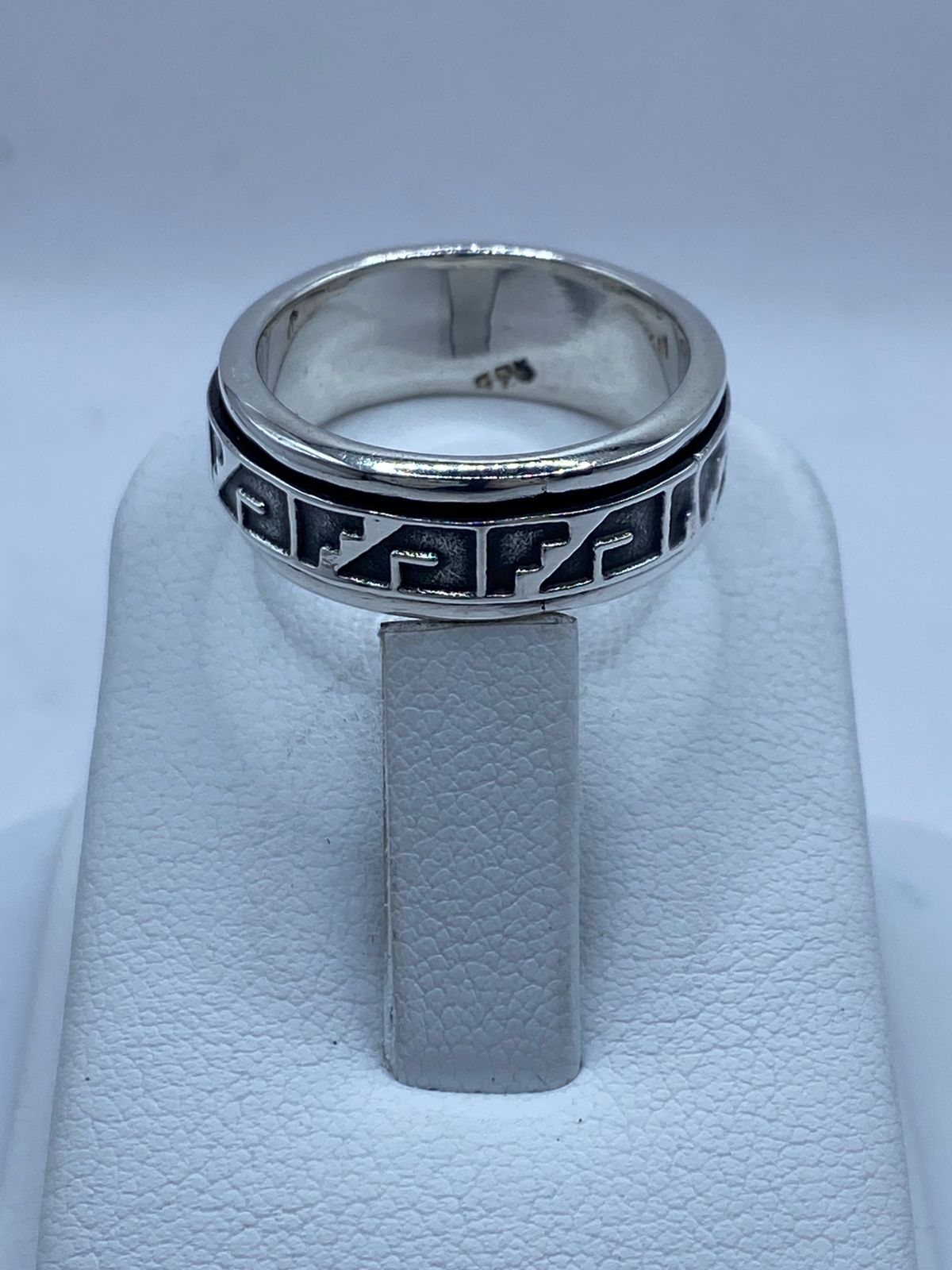 💍🔷 Anillo Giratorio de Plata 925 con Diseño Geométrico Moderno – Estilo Urbano Elegante 🔄✨