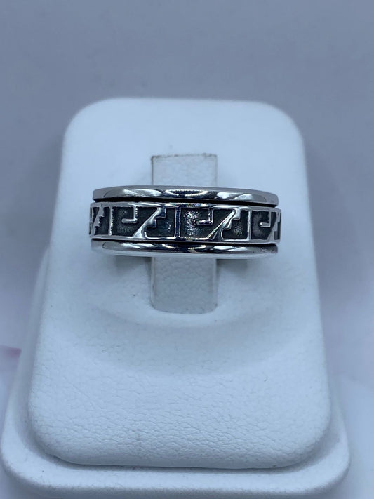 Anillo Giratorio de Plata 925 con Diseño Geométrico Moderno – Estilo Urbano Elegante , vista frontal