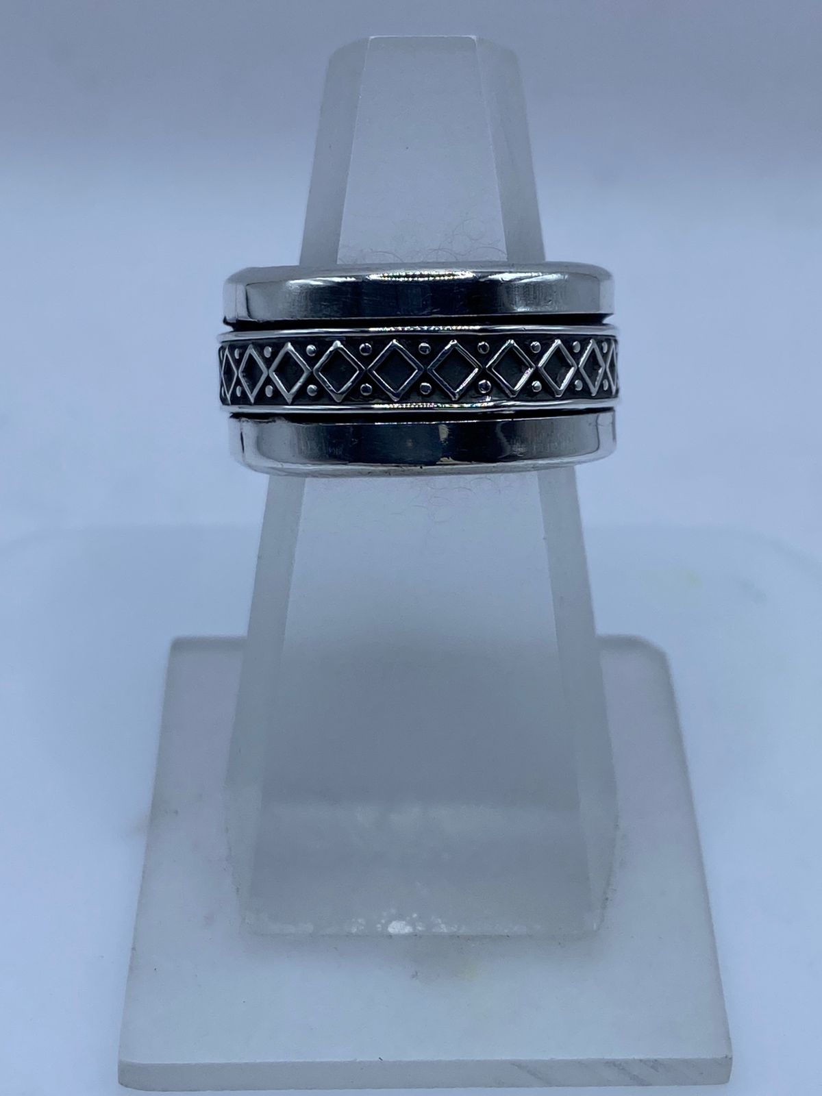 💍✨ Anillo Giratorio de Plata 925 con Diseño Geométrico de Rombos