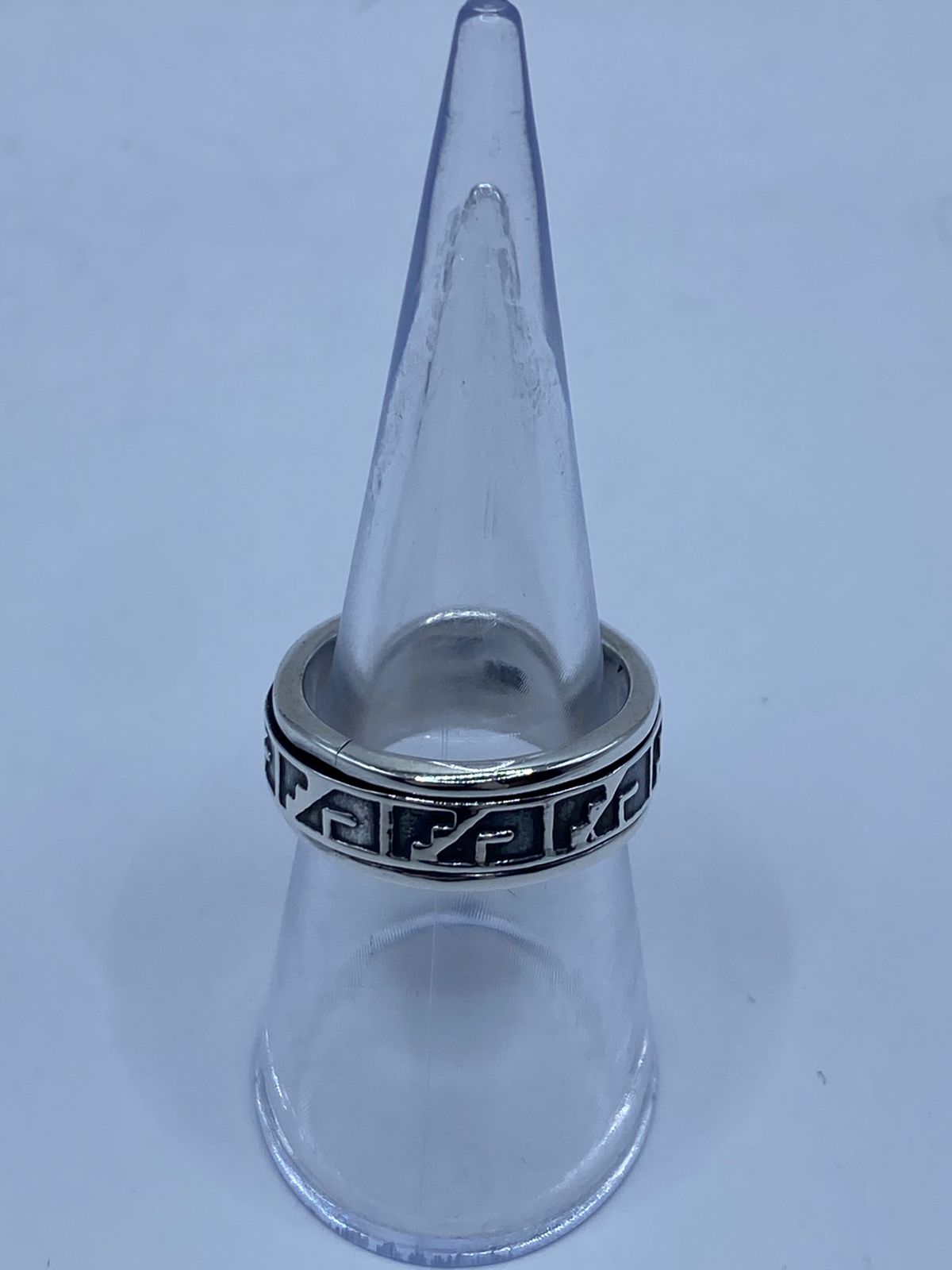 💍 Anillo Giratorio de Plata 925 con Diseño Geométrico Tribal — vista lateral