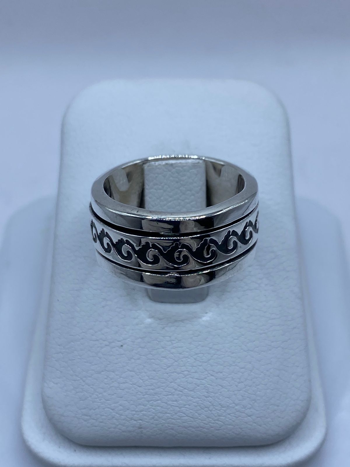 💍✨ Anillo Giratorio de Plata 925 con Diseño de Olas