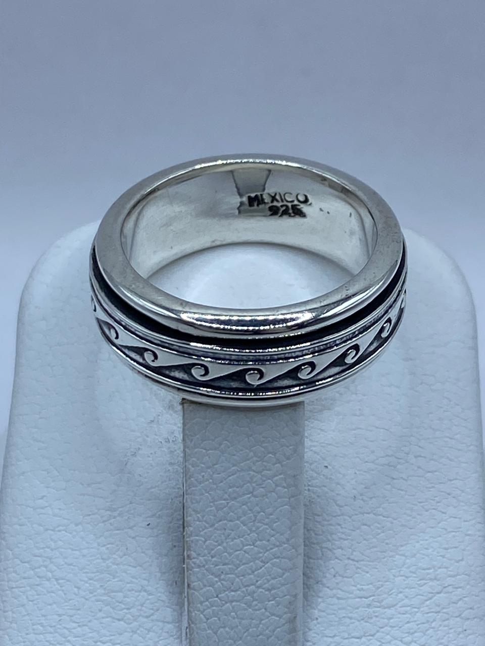🌊💍 Anillo Giratorio de Plata 925 con Diseño de Olas