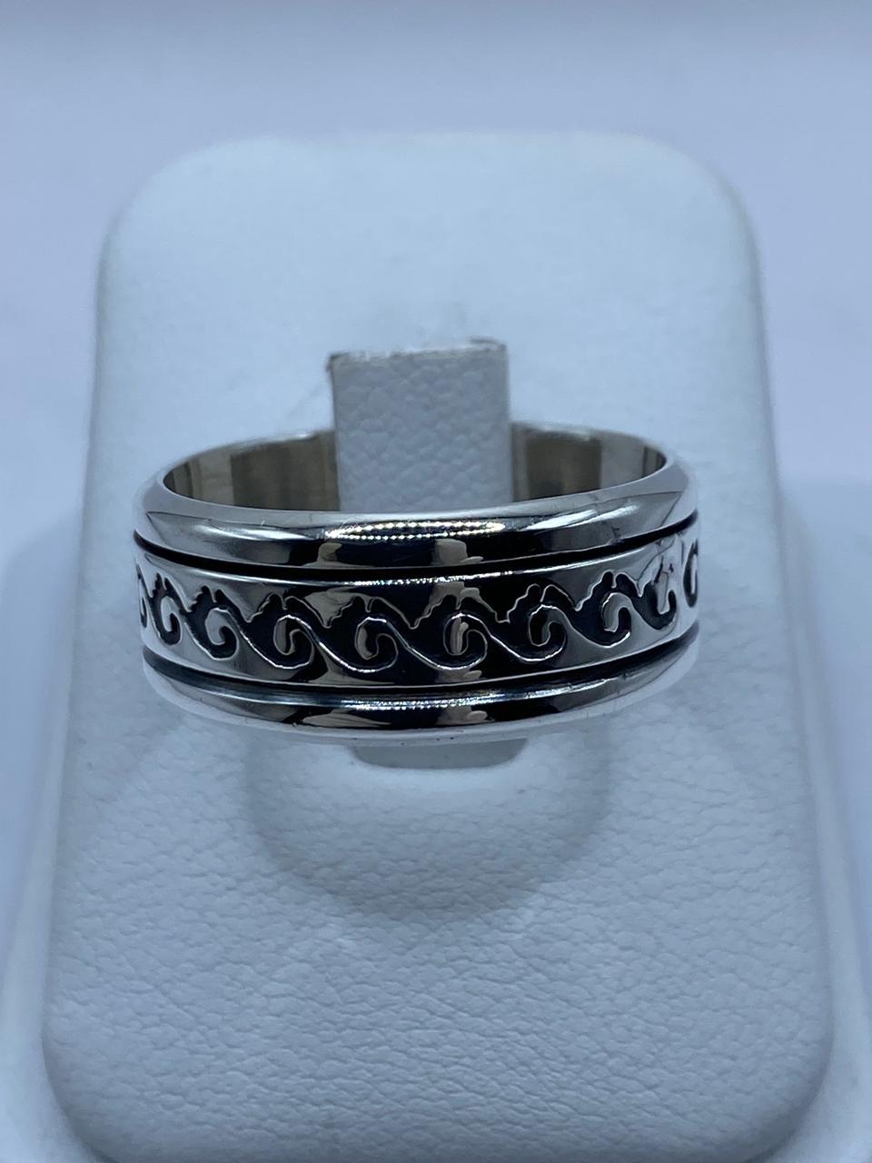 💍 Anillo Giratorio de Plata 925 con Diseño de Olas Clásicas — vista lateral