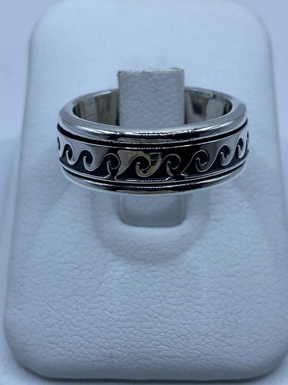 Anillo Giratorio de Plata 925 con Diseño de Olas Clásicas , vista posterior