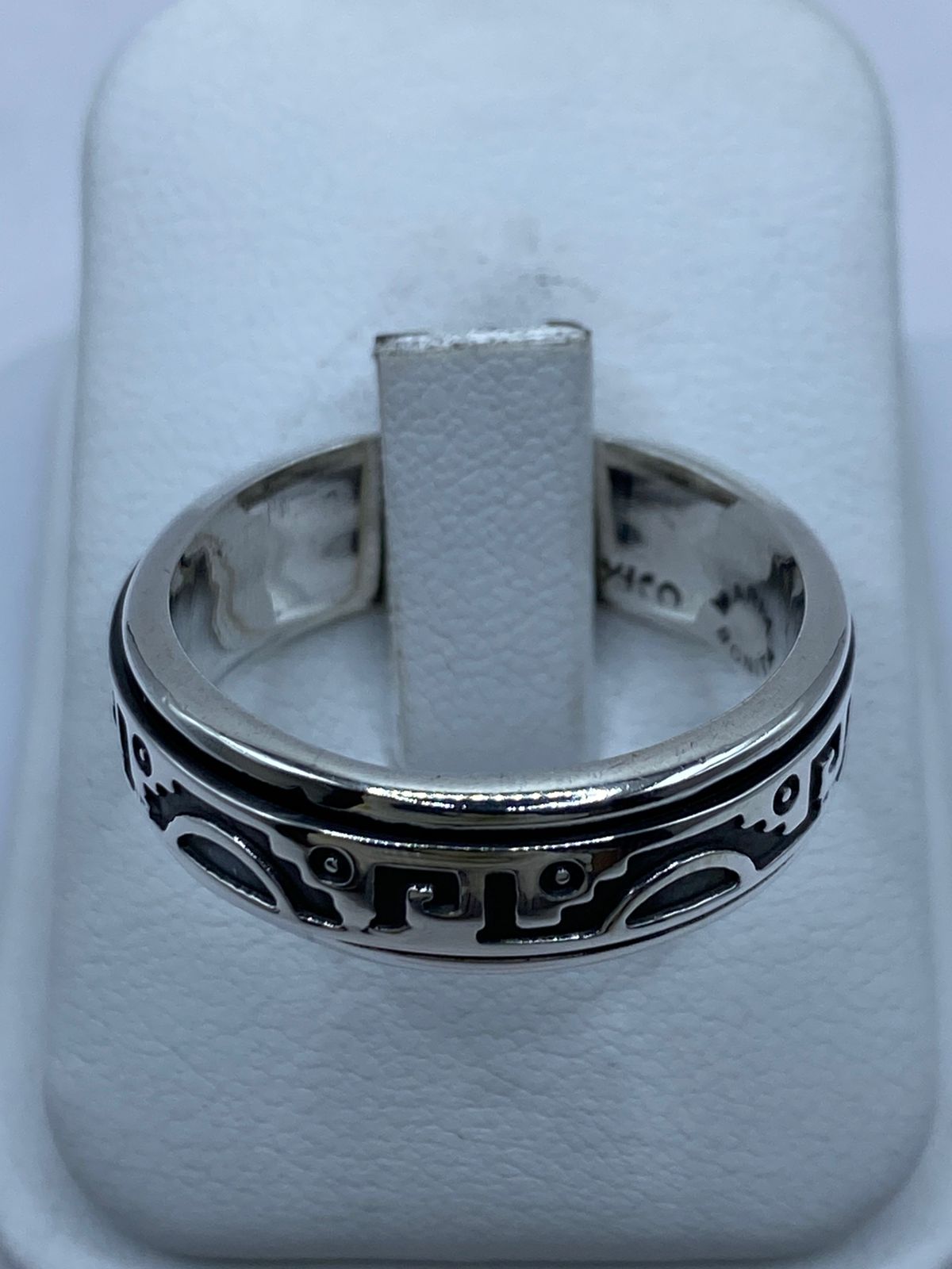 Anillo Giratorio de Plata .925 con Diseño Prehispánico