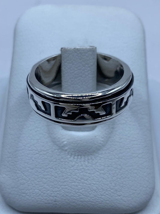 Anillo Giratorio de Plata 925 con Diseño Geométrico Abstracto, vista frontal