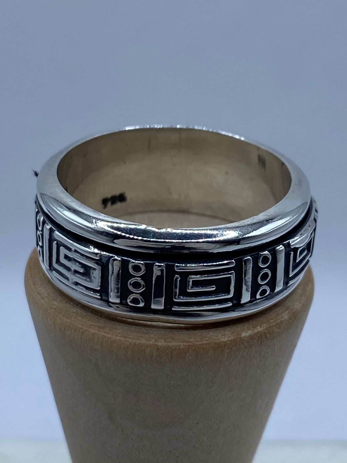 ✨ Anillo Giratorio de Plata 925 con Diseño Geométrico Estilo Greca