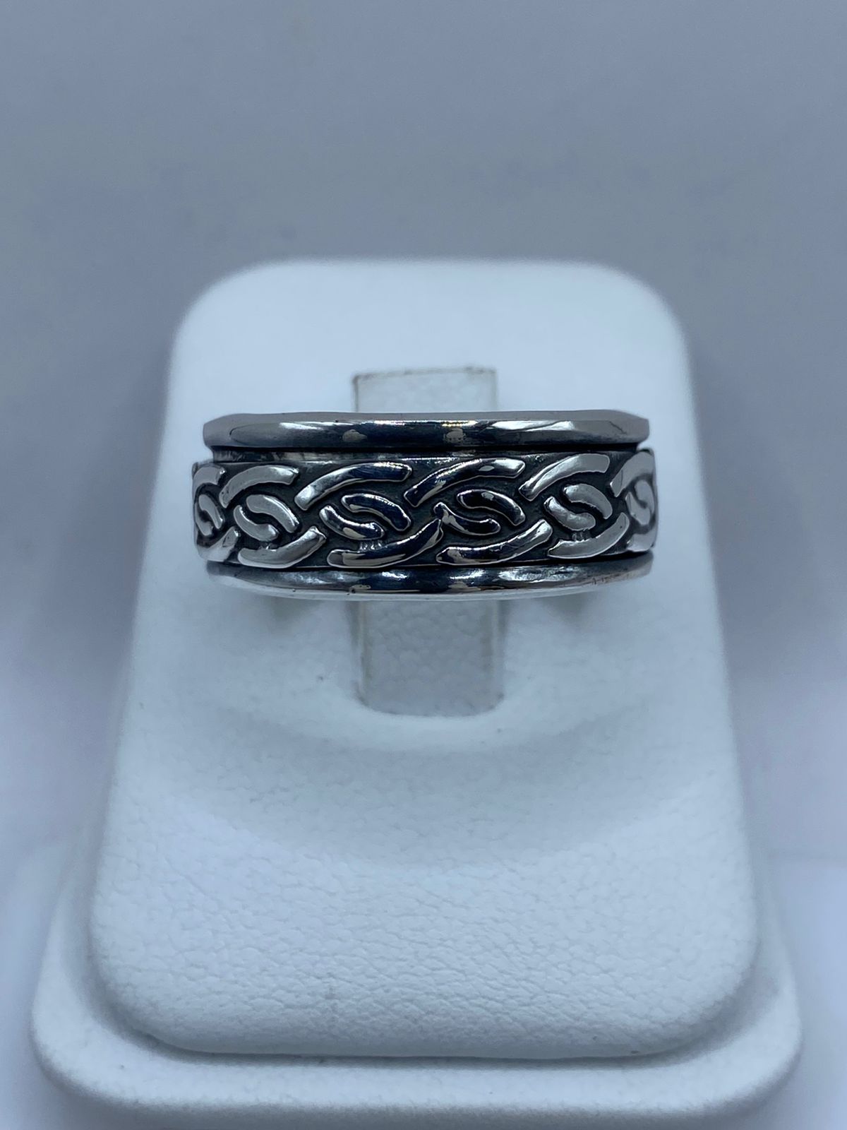 💍🔗 Anillo Giratorio de Plata 925 con Diseño Trenzado Celta  – Fuerza y Eternidad 🔄✨