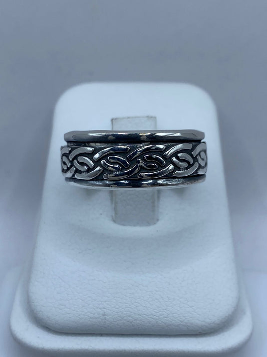 💍🔗 Anillo Giratorio de Plata 925 con Diseño Trenzado Celta – Fuerza y Eternidad 🔄✨ — vista lateral