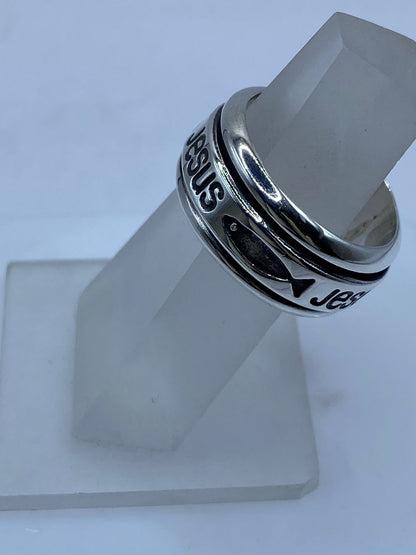 Anillo Giratorio de Plata 925 “Jesús” con Símbolos Cristianos, vista lateral