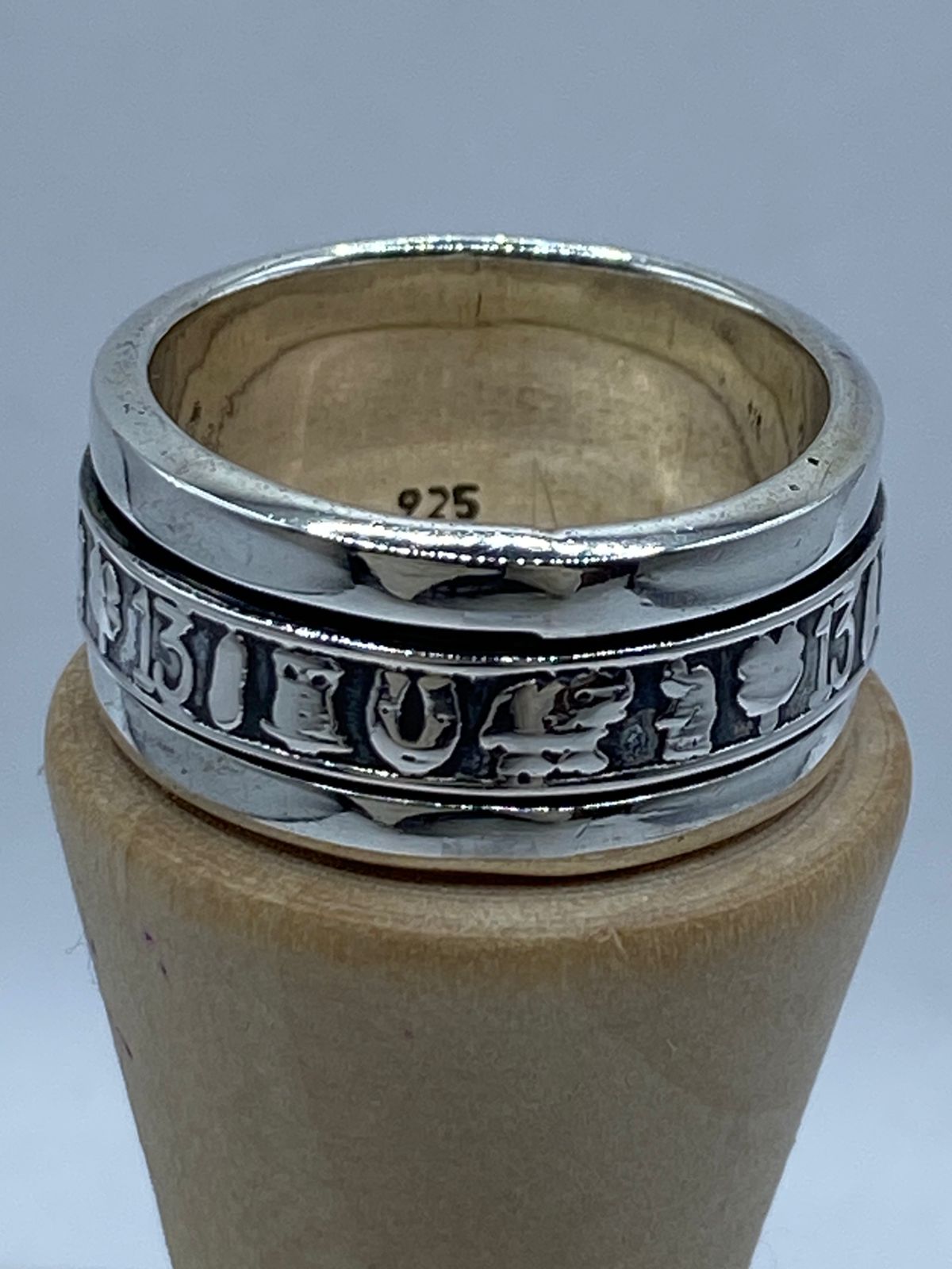 🍀 Anillo Giratorio de Plata 925 con Símbolos de la Suerte