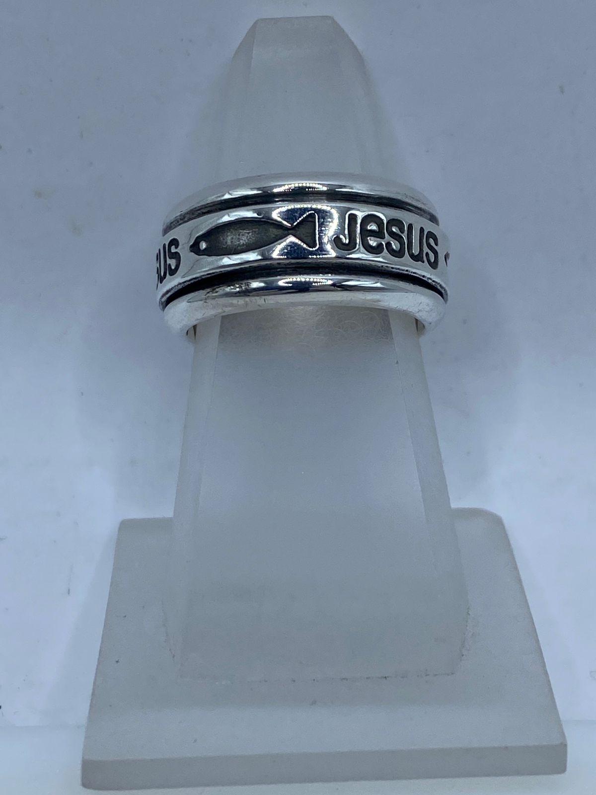 Anillo Giratorio de Plata 925 “jesús” con Símbolo Cristiano Ichthys ✝️🐟