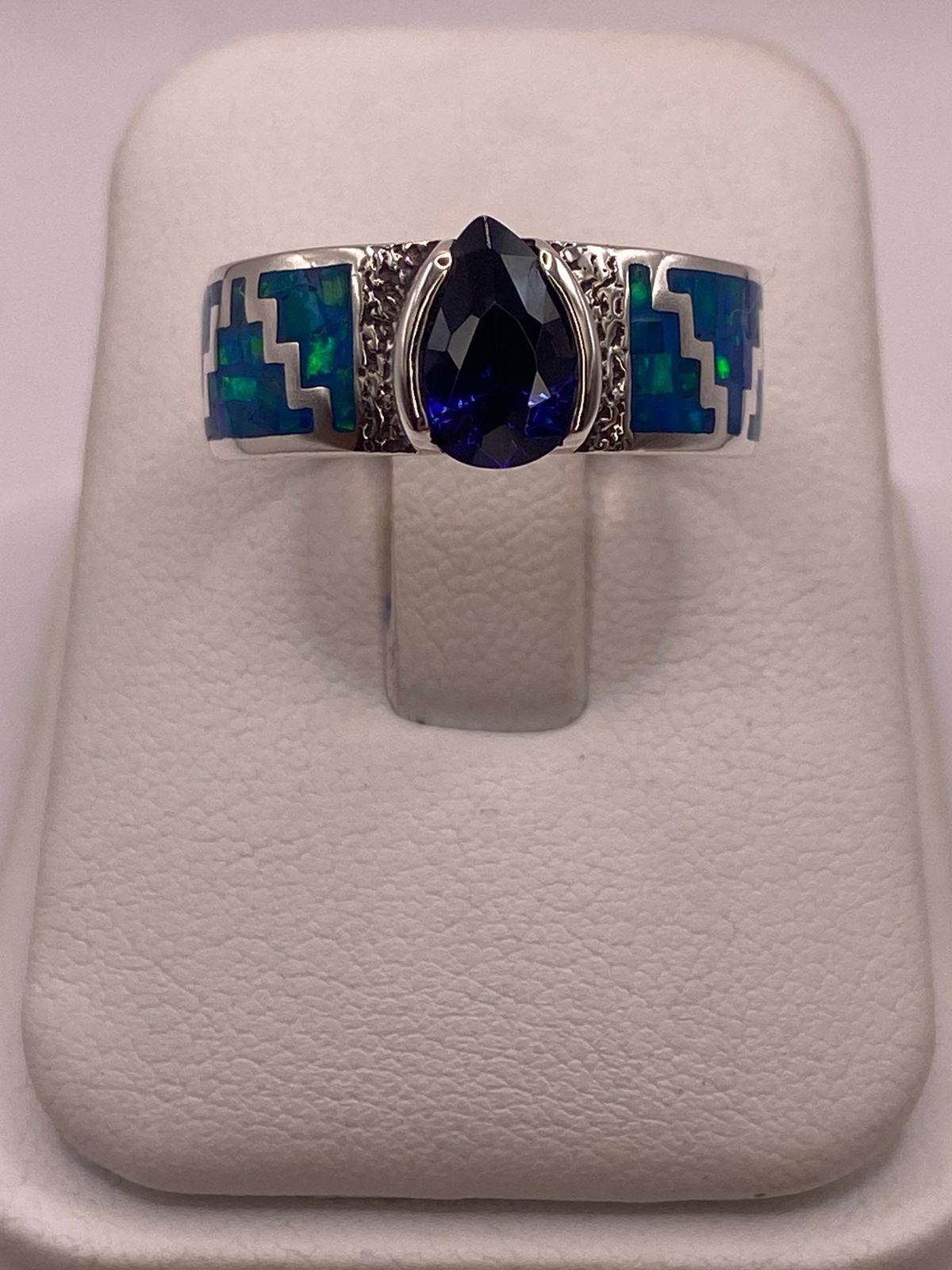 💍✨ Anillo “Greca Azul” de Plata 950 con Ópalo de Fuego y Zirconia