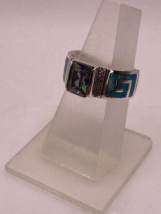 Anillo de Greca Geométrica con Ópalo de Fuego y Zirconia en Plata .950, vista frontal