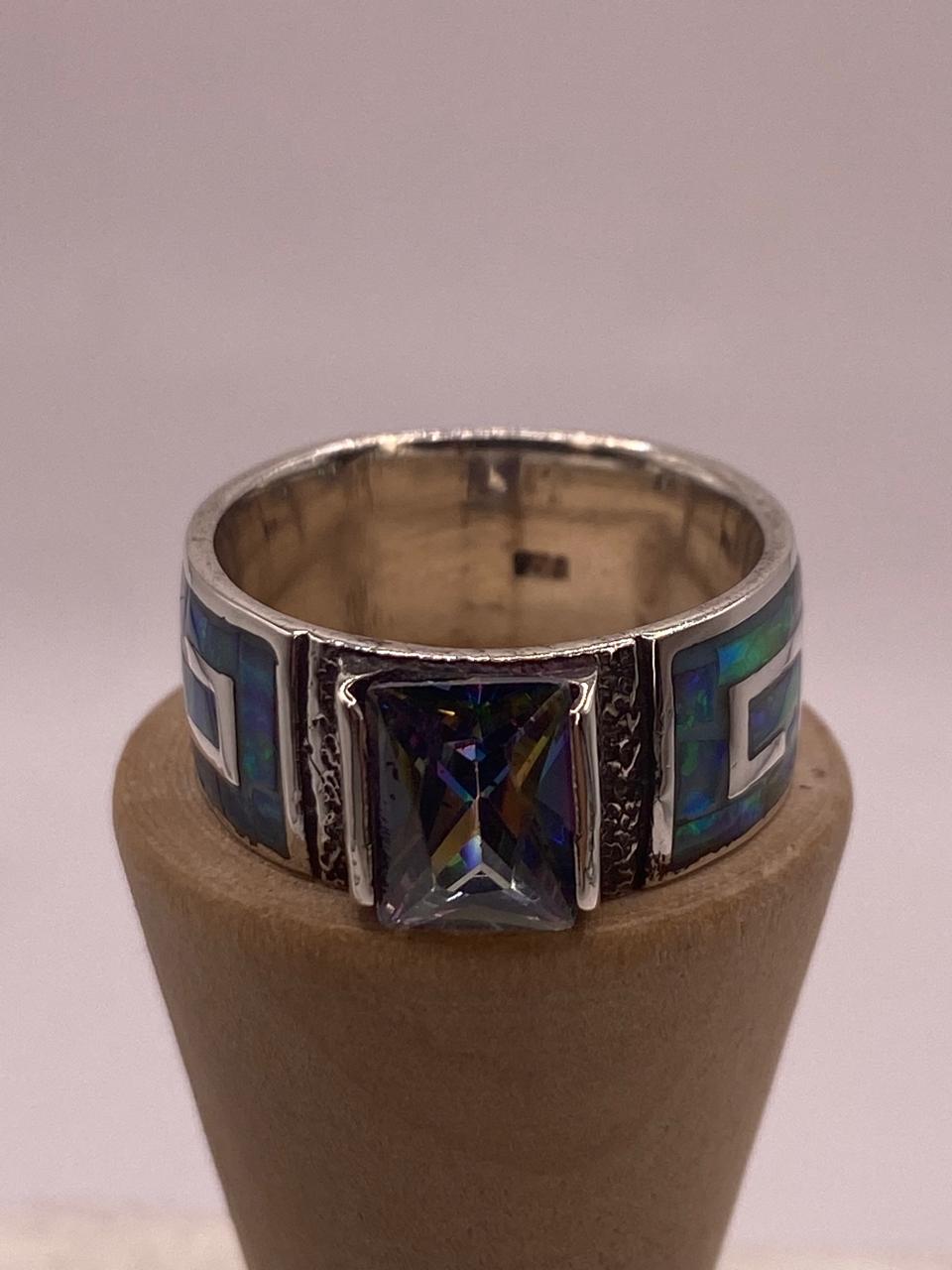 Anillo de Greca con Ópalo de Fuego y Zirconia en Plata .950