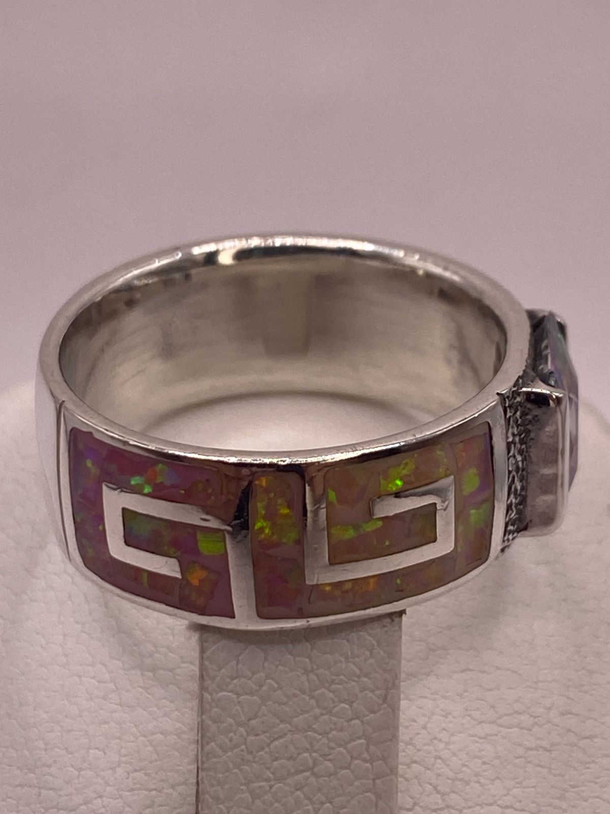 Anillo Greca de Plata 950 con Ópalo de Fuego y Zirconia Multicolor