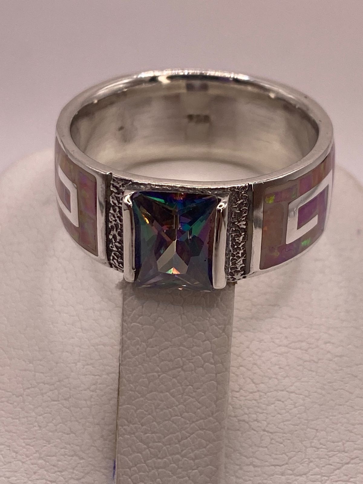 Anillo Greca de Plata 950 con Ópalo de Fuego y Zirconia Multicolor