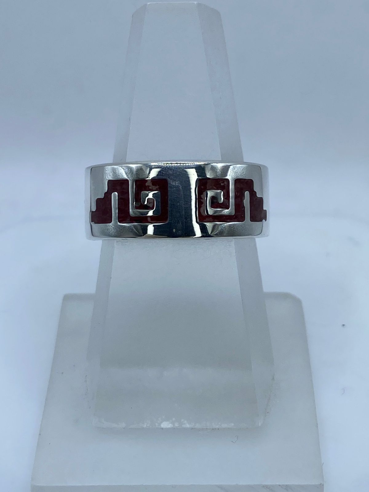 Anillo Greca Ancestral en Plata .925 con Coral Rojo